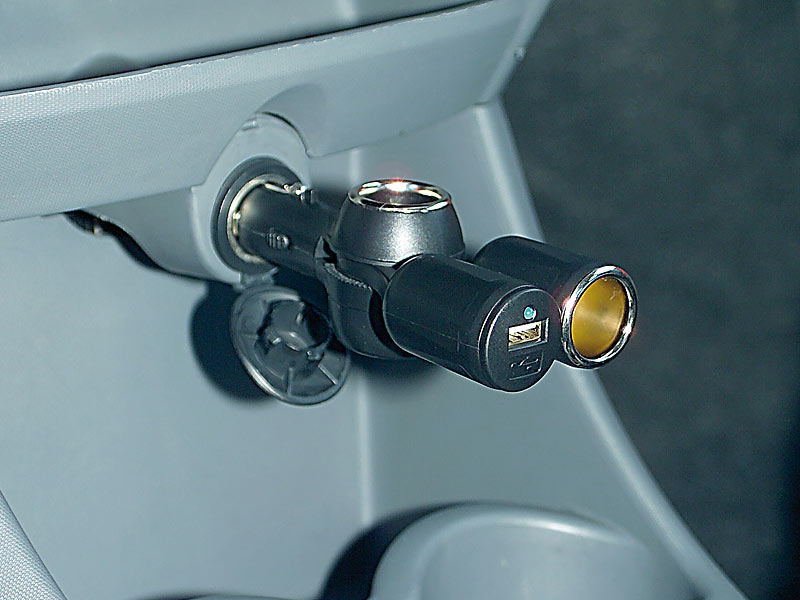 ; Kfz-USB-Netzteile mit 12-24-Volt-Zigarettenanzünder-Buchse 