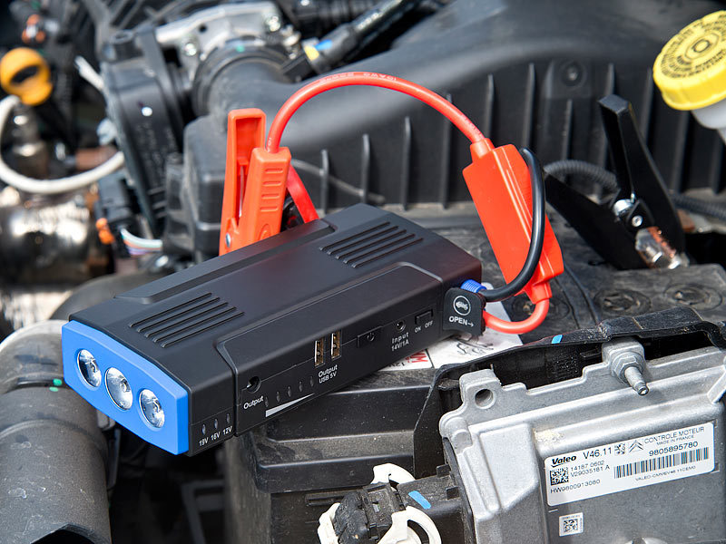 revolt Jump Starter: Notebook-Powerbank mit Kfz-Starthilfe & LED